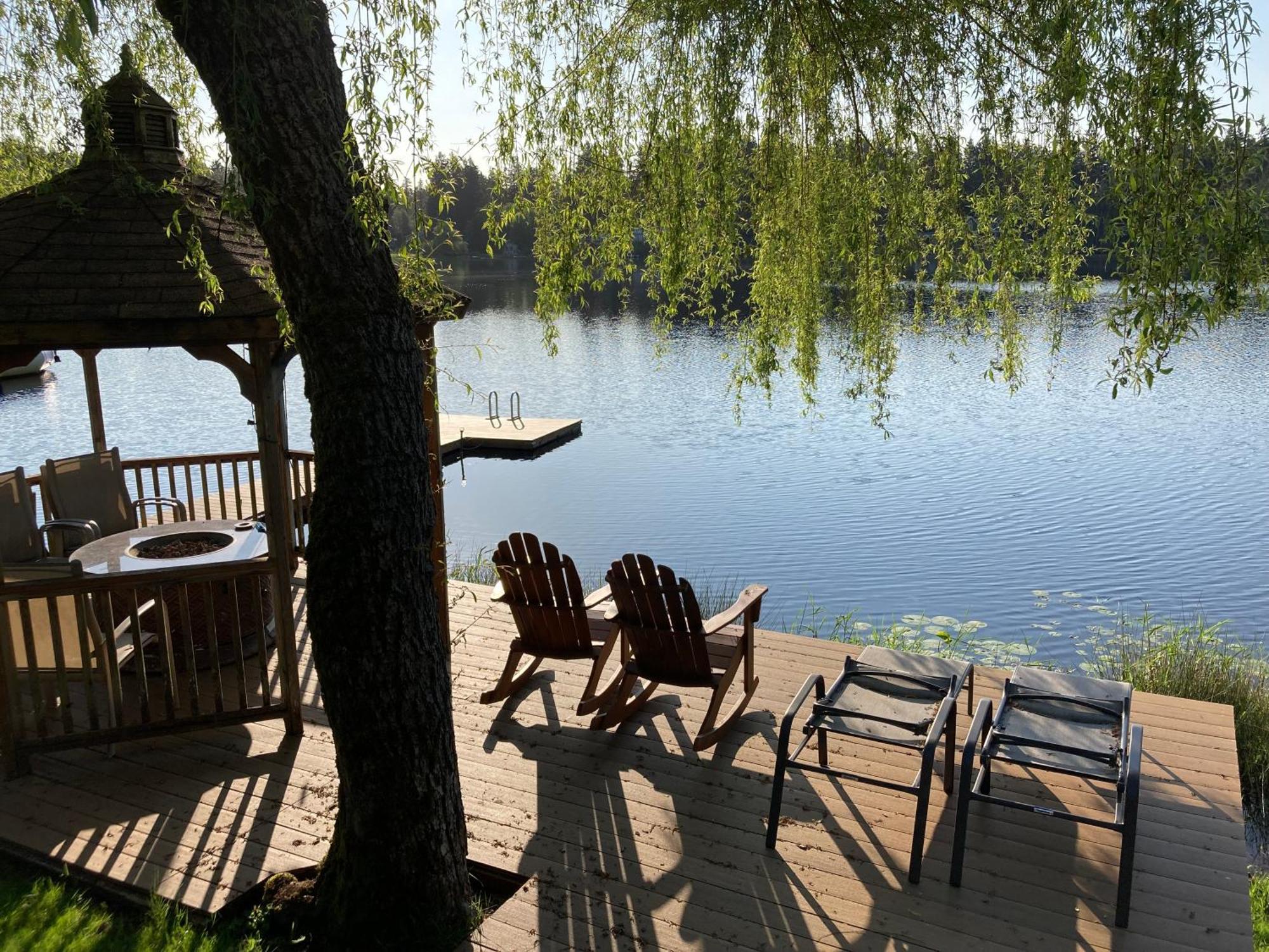 וודינוויל Cottage Lake Bed And Breakfast מראה חיצוני תמונה