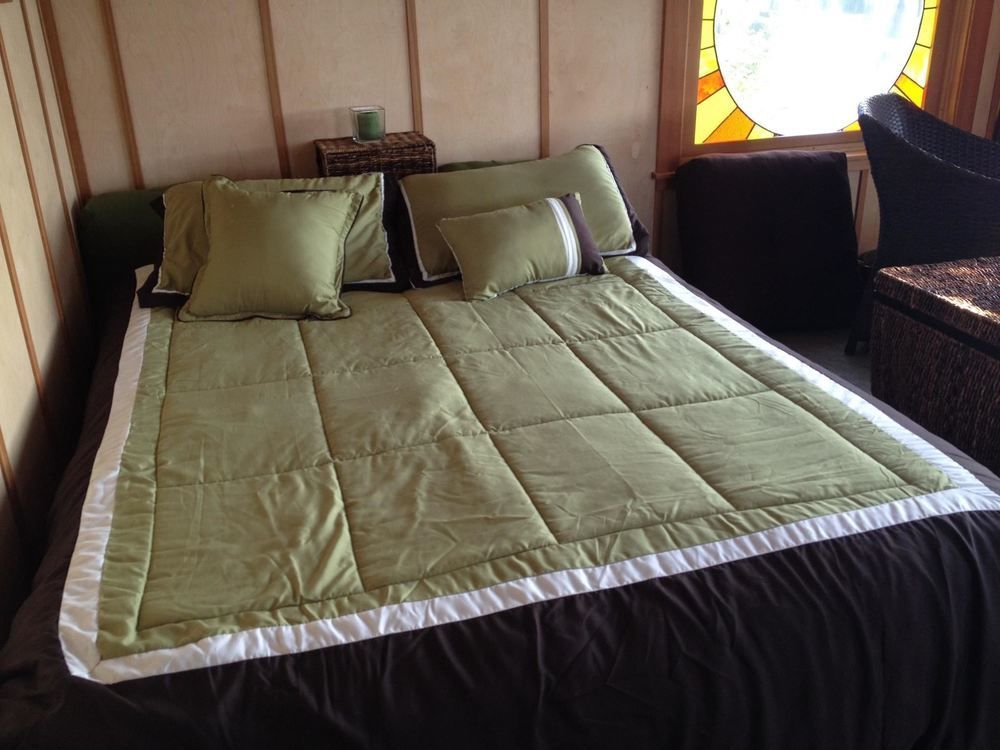 וודינוויל Cottage Lake Bed And Breakfast מראה חיצוני תמונה